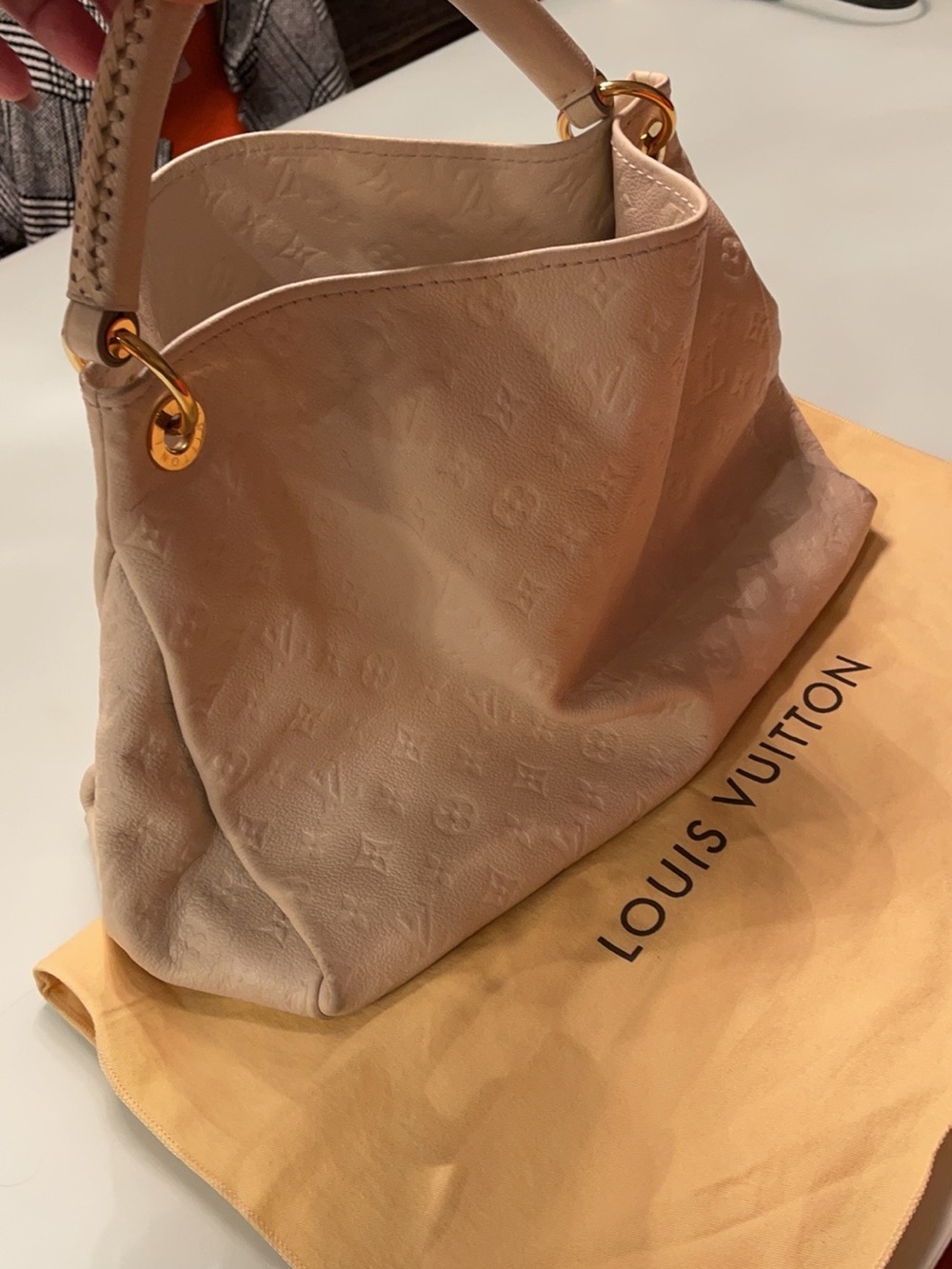 Louis Vuitton Cream Monogram Empreinte Shoulder Bag with Gold Hardware - Picture 4 of 4